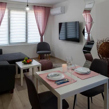 Sos Comfort Apartment Burgas City